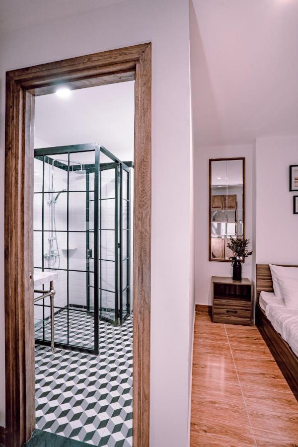 Mint Hotel Bui Vien Q1 ホーチミン市 エクステリア 写真